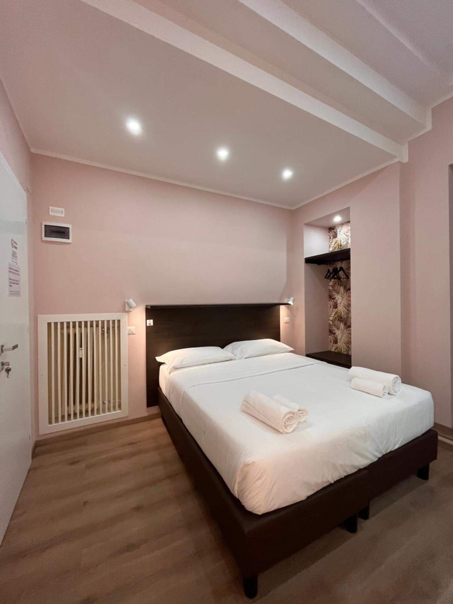Colosseum Deluxe Rome Extérieur photo
